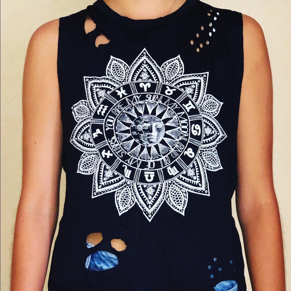 Black hippie tank